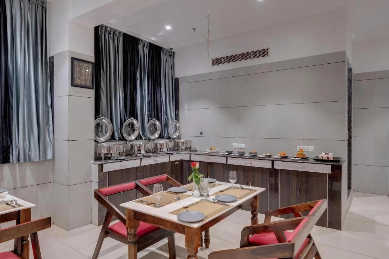 Click Hotel Suryaprakash Udaipur
