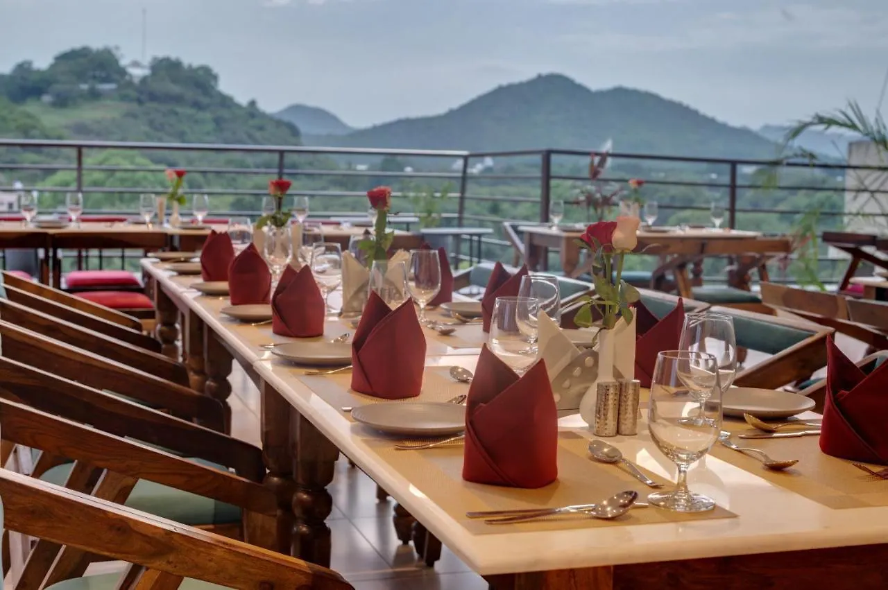Click Hotel Suryaprakash Udaipur